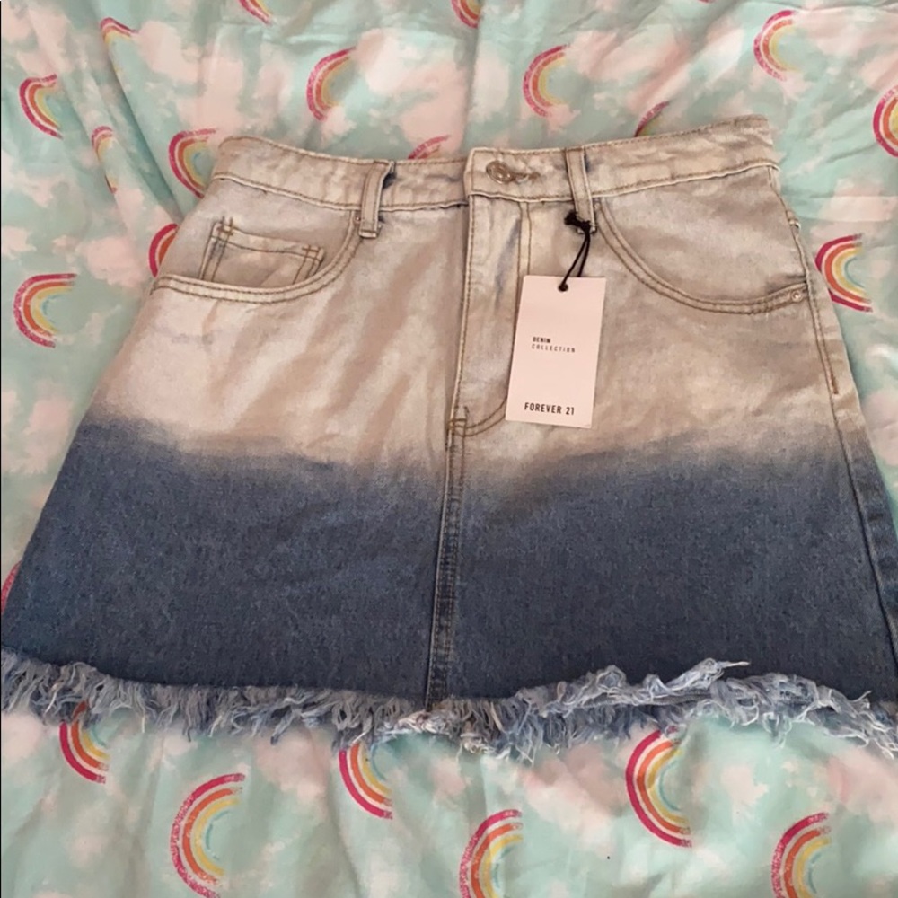 Forever 21 two tone denim skirt